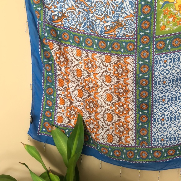 Love bead tassel patchwork scarf - Picture 6 of 8